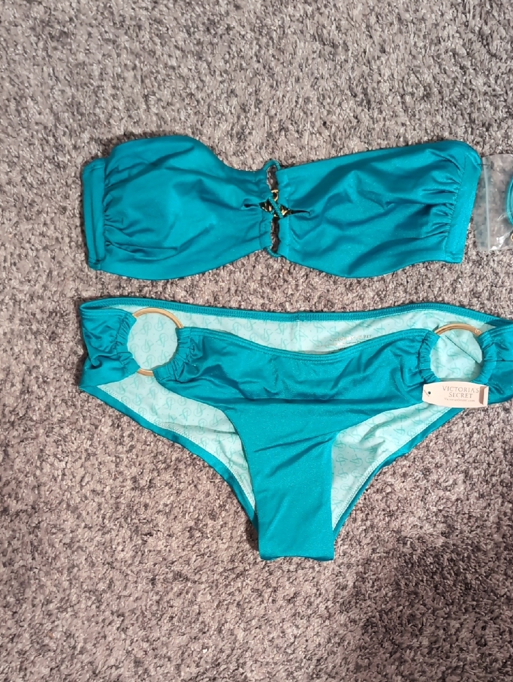 Victoria's Secret Crisscross Bandeau And Cheeky Hipkini Swim Bottom, NWT! - Picture 2 of 4